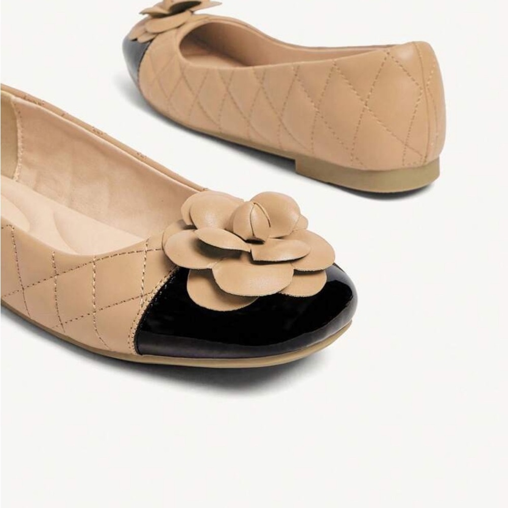 Beige and Black Women's Flats - Picture 4 of 5